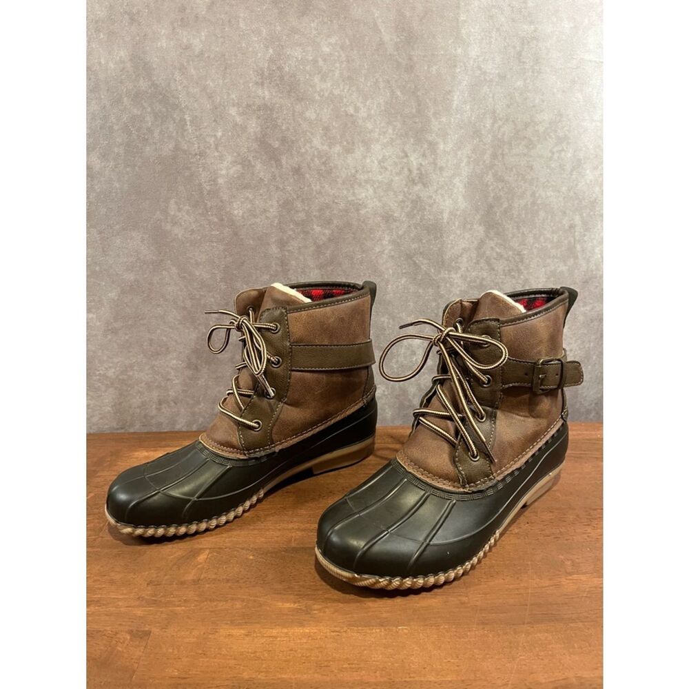 Madden Girl duck boots flannel lined vegan materials size 7.5